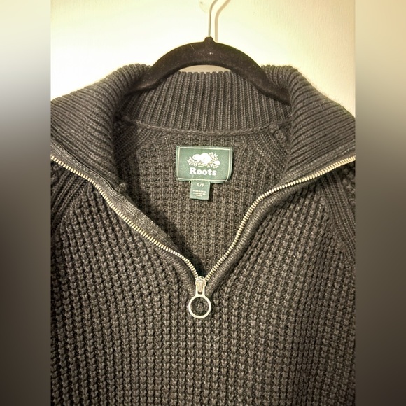 Roots | Waffle Knit | Quarter 1/4 Zip Sweater | Black | Small | Cotton Wool - Picture 3 of 4